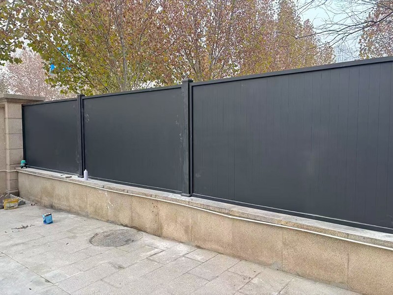 全封闭铝艺护栏