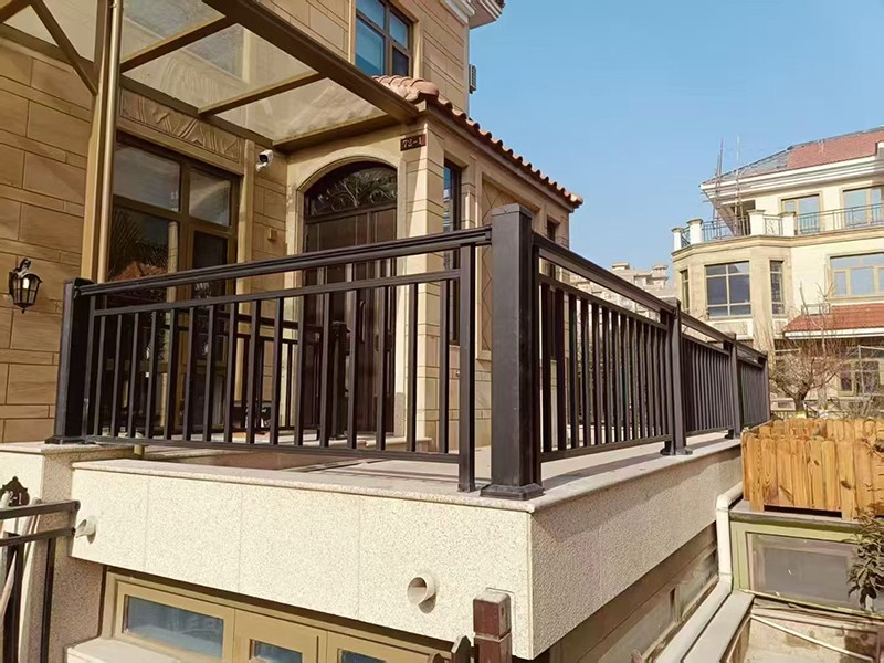 阳台铝艺护栏